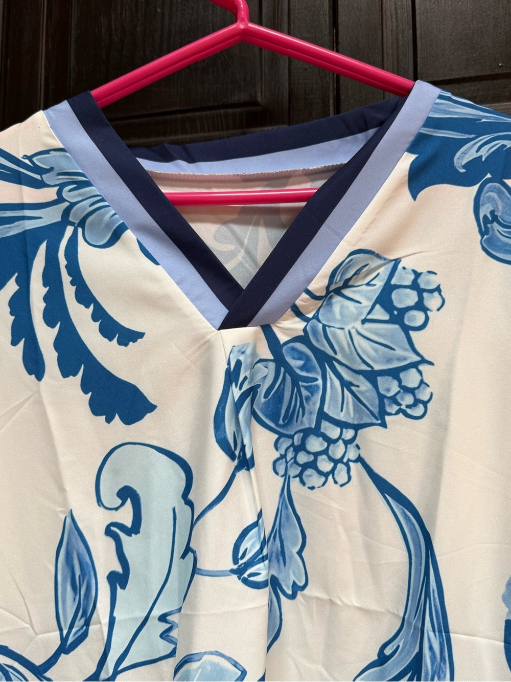 Blue & White Floral V-Neck Women’s Top